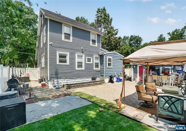 Photo 2 of Single family home for sale at 59 Glenwood Ave, Bloomfield, NJ 07003 | MLS# 26027204 | Listing updated on 2026-09-16