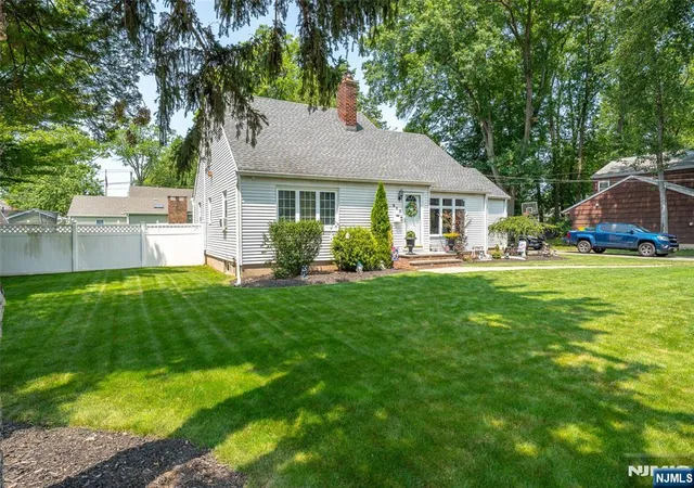 Photo 3 of Single family home for sale at 800 Asbury St, New Milford, NJ 07646 | MLS# 26027604 | Listing updated on 2026-09-03
