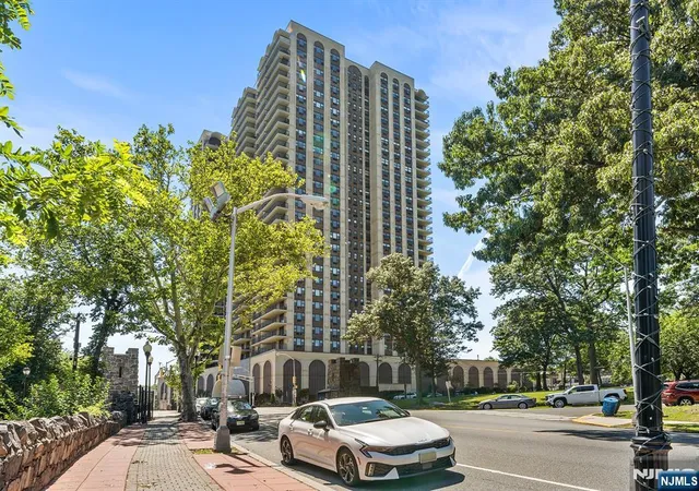 Photo 3 of Condo for sale at 7855 Boulevard #26G, North Bergen, NJ 07047 | MLS# 26027703 | Listing updated on 2026-09-01