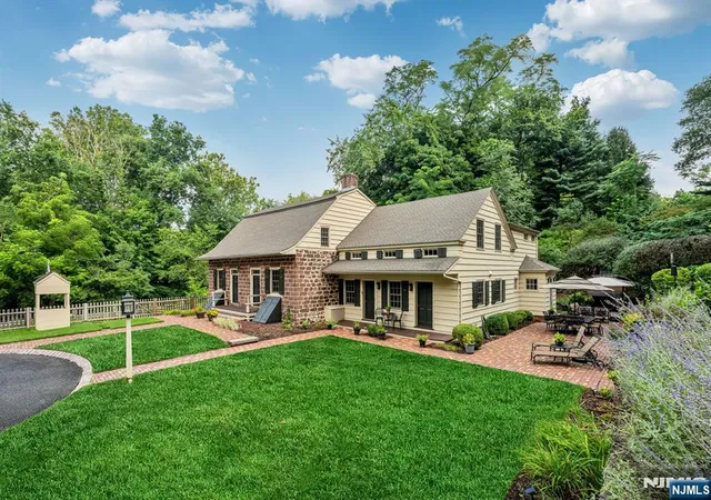 Photo 3 of Single family home for sale at 605 E Saddle River Rd, Ho Ho Kus, NJ 07423 | MLS# 26027868 | Listing updated on 2026-09-13