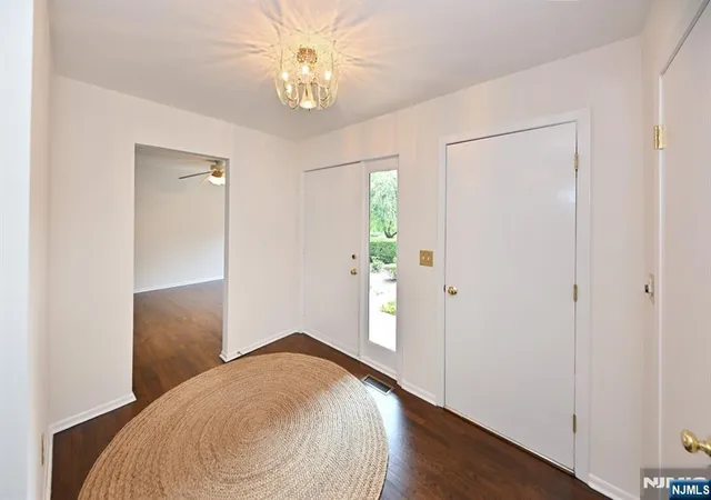Photo 1 of Townhouse for sale at 5 Indian Fld Ct, Mahwah, NJ 07430 | MLS# 26028075 | Listing updated on 2026-09-18
