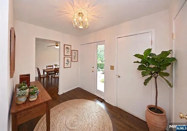 Photo 2 of Townhouse for sale at 5 Indian Fld Ct, Mahwah, NJ 07430 | MLS# 26028075 | Listing updated on 2026-09-18