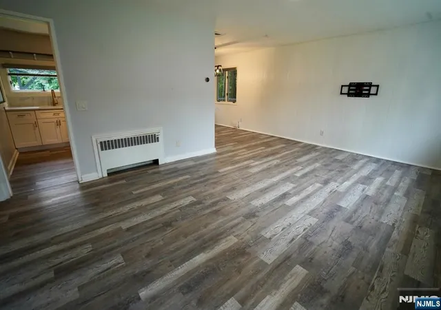 Photo 2 of Single family home for sale at 154 Jefferson Ave, River Edge, NJ 07661 | MLS# 26028095 | Listing updated on 2026-09-12