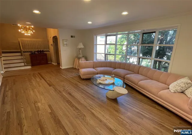 Photo 3 of Single family home for sale at 526 Rutland Ave, Teaneck, NJ 07666 | MLS# 26028543 | Listing updated on 2026-09-08