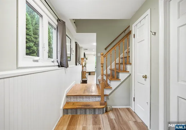 Photo 4 of Sale Pending at 4 Park Pl, Pompton Lakes, NJ 07442 | MLS# 26028748 | Listing updated on 2026-09-18