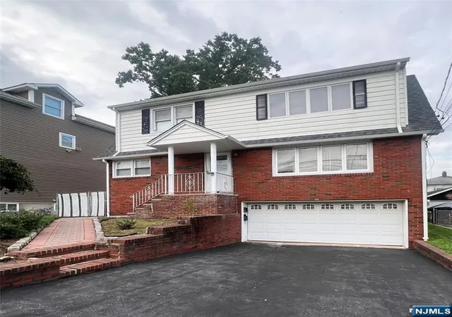 Photo 2 of Sale Pending at 140 Silleck St, Clifton, NJ 07013 | MLS# 26028911 | Listing updated on 2026-09-17