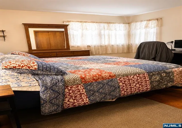 Photo 4 of Sale Pending at 140 Silleck St, Clifton, NJ 07013 | MLS# 26028911 | Listing updated on 2026-09-17