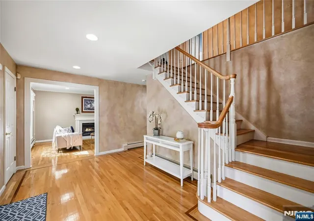 Photo 4 of Sale Pending at 320 William Wy, Wyckoff, NJ 07481 | MLS# 26029291 | Listing updated on 2026-09-10
