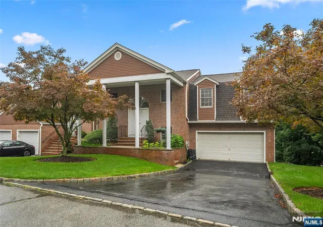 Photo 1 of Townhouse for sale at 8 Beacon Hl #8, Pompton Lakes, NJ 07442 | MLS# 26029298 | Listing updated on 2026-09-16