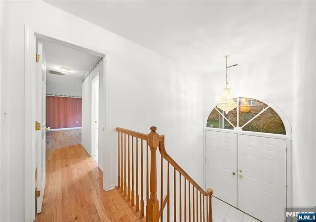 Photo 3 of Townhouse for sale at 8 Beacon Hl #8, Pompton Lakes, NJ 07442 | MLS# 26029298 | Listing updated on 2026-09-16