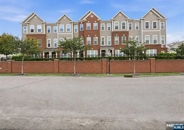 Photo 2 of Townhouse for sale at 11 Wesmont Dr, Wood Ridge, NJ 07075 | MLS# 26029351 | Listing updated on 2026-09-16