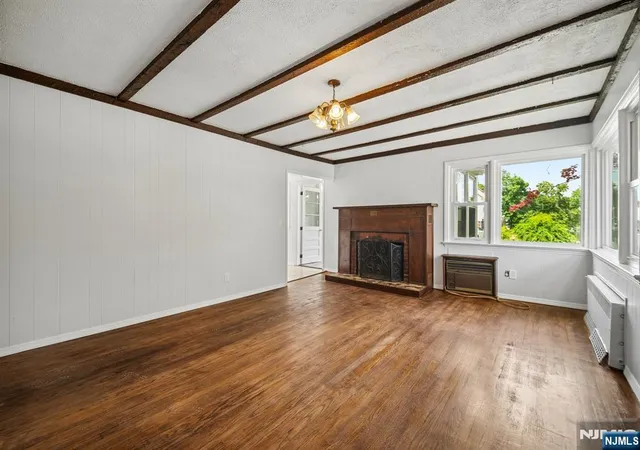 Photo 3 of Sale Pending at 38 Lincoln Ave, West Orange, NJ 07052 | MLS# 26029395 | Listing updated on 2026-09-16
