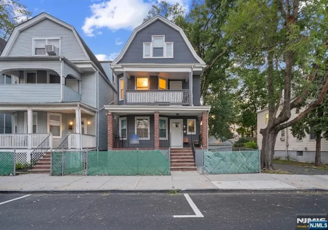Photo 2 of Sale Pending at 285 Amherst St, East Orange, NJ 07018 | MLS# 26029410 | Listing updated on 2026-10-13