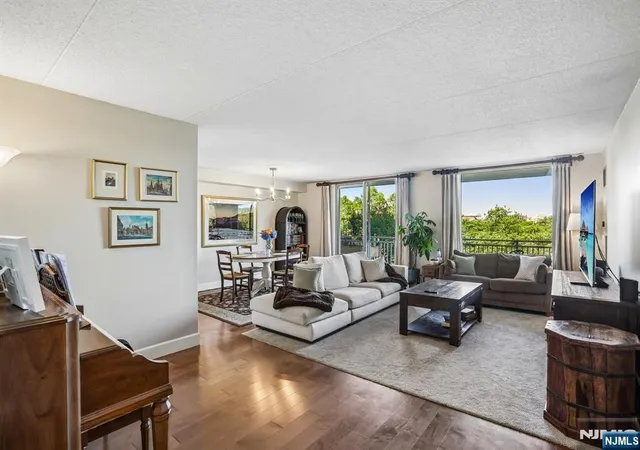 Photo 3 of Condo for sale at 1077 River Rd #303, Edgewater, NJ 07020 | MLS# 26029487 | Listing updated on 2026-09-04