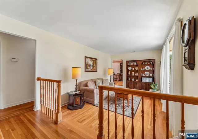 Photo 4 of House for sale at 91 Alder Dr, Ramsey, NJ 07446 | MLS# 26029567 | Listing updated on 2026-09-14