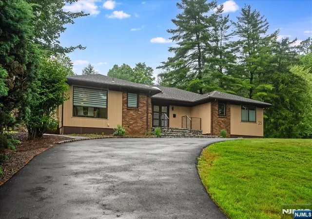 Photo 3 of Land for sale at 25 N Hillside Ave, Livingston, NJ 07039 | MLS# 26029572 | Listing updated on 2026-09-08