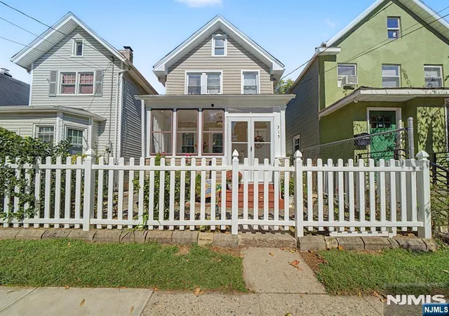 Photo 1 of Single family home for sale at 315 Elizabeth St, Orange, NJ 07050 | MLS# 26029692 | Listing updated on 2026-10-13