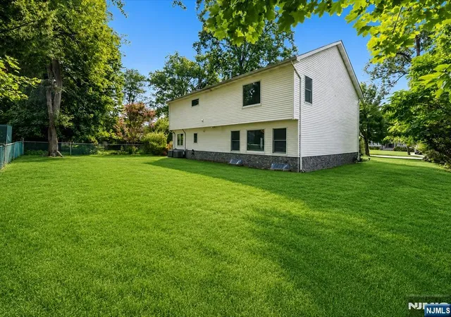 Photo 3 of Single family home for sale at 30 Beverly Rd, Glen Rock, NJ 07452 | MLS# 26029866 | Listing updated on 2026-09-13