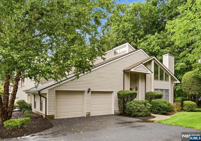 Photo 2 of Sale Pending at 5 Valen Ct #1, Franklin Lakes, NJ 07417 | MLS# 26030007 | Listing updated on 2026-09-15