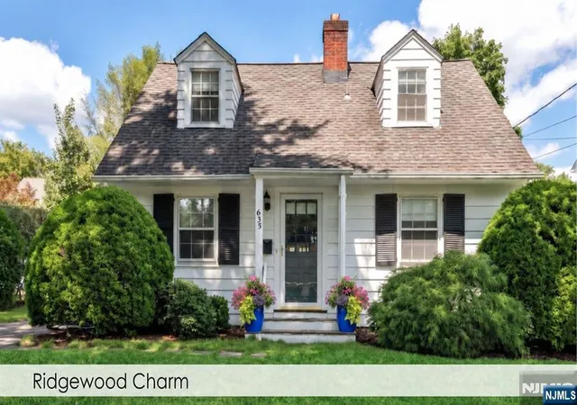 Photo 2 of Sale Pending at 635 Maxwell Pl, Ridgewood, NJ 07450 | MLS# 26030093 | Listing updated on 2026-10-13
