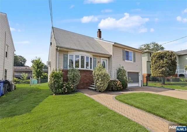 Photo 2 of Single family home for sale at 378 Riverside Ave, Rutherford, NJ 07070 | MLS# 26030128 | Listing updated on 2026-09-01