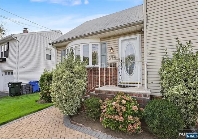 Photo 3 of Single family home for sale at 378 Riverside Ave, Rutherford, NJ 07070 | MLS# 26030128 | Listing updated on 2026-09-01