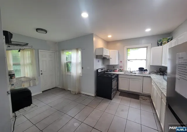Photo 3 of Single family home for sale at 476 Laurel St, Orange, NJ 07050 | MLS# 26030279 | Listing updated on 2026-10-13
