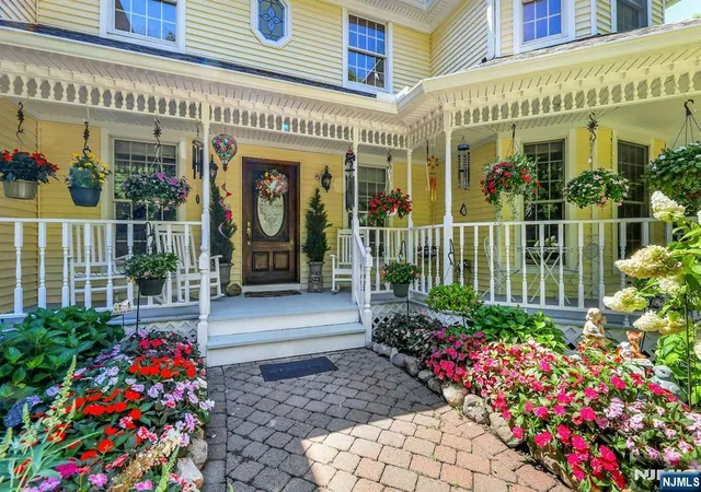 Photo 3 of Single family home for sale at 26 Green Terrace Wy, West Milford, NJ 07480 | MLS# 26030367 | Listing updated on 2026-09-13