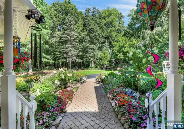 Photo 4 of Single family home for sale at 26 Green Terrace Wy, West Milford, NJ 07480 | MLS# 26030367 | Listing updated on 2026-09-13