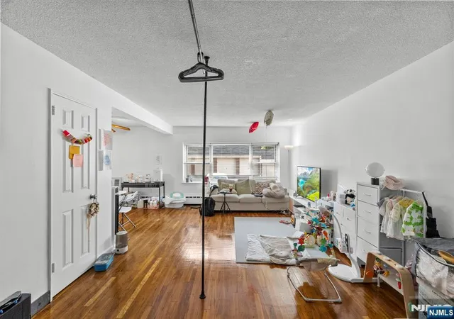 Photo 4 of Condo for sale at 1575 Center Ave #1F, Fort Lee, NJ 07024 | MLS# 26030387 | Listing updated on 2026-09-08