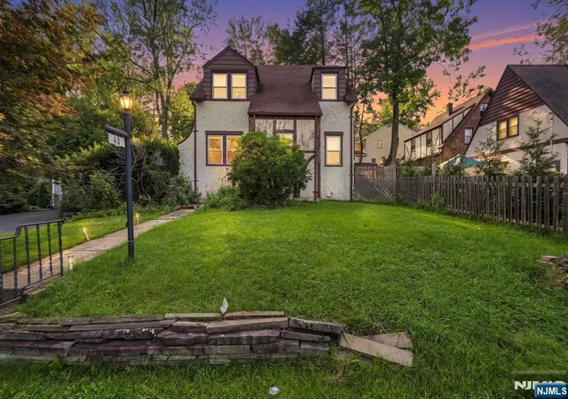 Photo 1 of Single family home for sale at 43 Esmond Pl, Tenafly, NJ 07670 | MLS# 26030460 | Listing updated on 2026-09-12