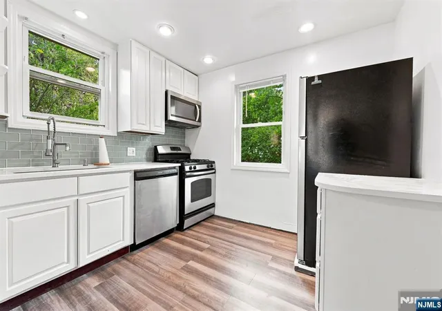 Photo 4 of Single family home for sale at 43 Esmond Pl, Tenafly, NJ 07670 | MLS# 26030460 | Listing updated on 2026-09-12