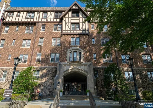 Photo 1 of Sale Pending at 275 Engle St #B1-A, Englewood, NJ 07631 | MLS# 26030475 | Listing updated on 2026-09-17