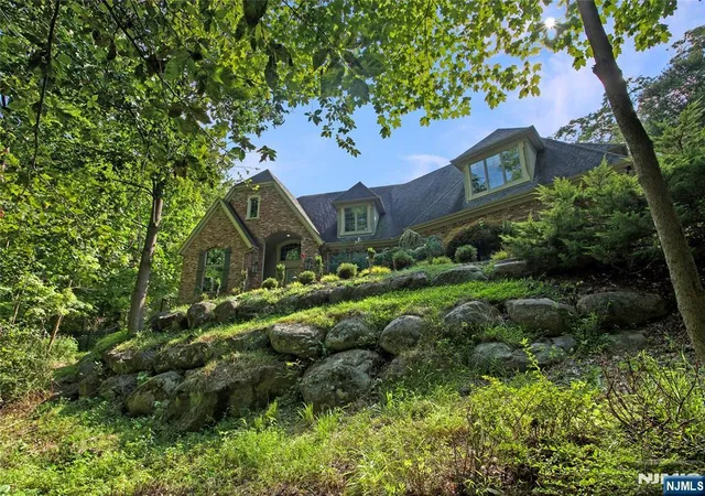 Photo 2 of Sale Pending at 102 Seminary Dr, Mahwah, NJ 07430 | MLS# 26030488 | Listing updated on 2026-09-15