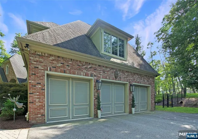 Photo 3 of Sale Pending at 102 Seminary Dr, Mahwah, NJ 07430 | MLS# 26030488 | Listing updated on 2026-09-15