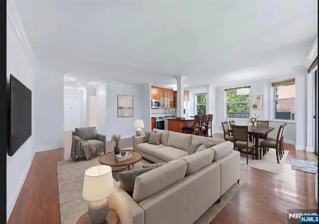 Listing Photo 1 - Condo for sale in building located at 200 Grand Cvs Wy, Edgewater, NJ 07020 - Unit #4J