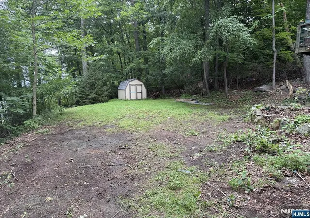 Photo 3 of Single family home for sale at 13 Alpine Dr, Kinnelon Borough, NJ 07405 | MLS# 26030549 | Listing updated on 2026-10-07