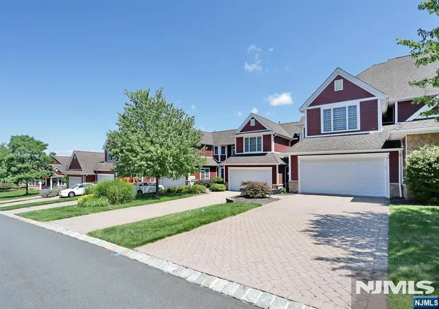 Townhouse for sale at 28 Turnberry Ln, Hamburg, NJ 07419 | MLS# 26031004