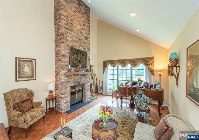 Photo 3 of Condo for sale at 138 Day Ct, Mahwah, NJ 07430 | MLS# 26031018 | Listing updated on 2026-09-15