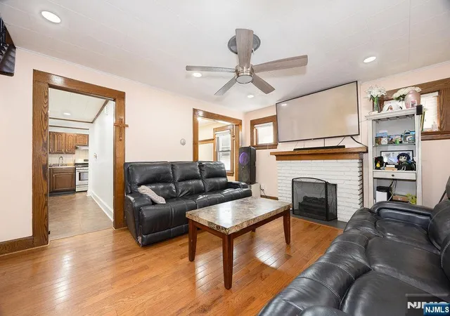 Photo 3 of Single family home for sale at 420 Dewitt Ave, Belleville, NJ 07109 | MLS# 26031059 | Listing updated on 2026-09-04