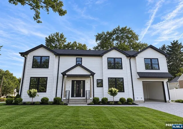 Photo 1 of Single family home for sale at 329 Birchwood Rd, New Milford, NJ 07646 | MLS# 26031073 | Listing updated on 2026-09-15