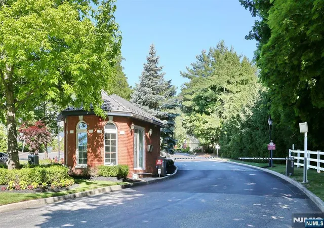 Photo 3 of Sale Pending at 379 Cambridge Dr, Ramsey, NJ 07446 | MLS# 26031116 | Listing updated on 2026-09-16