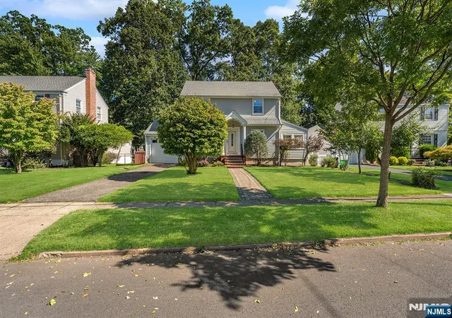 Photo 1 of Sale Pending at 164 Kensington Rd, River Edge, NJ 07661 | MLS# 26031174 | Listing updated on 2026-10-13