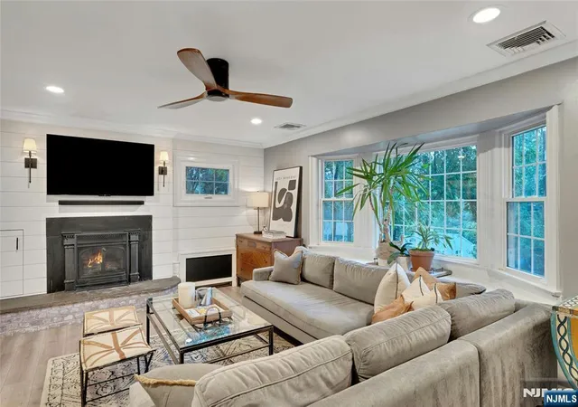 Photo 4 of Sale Pending at 99 Norman Dr, Ramsey, NJ 07446 | MLS# 26031244 | Listing updated on 2026-09-09