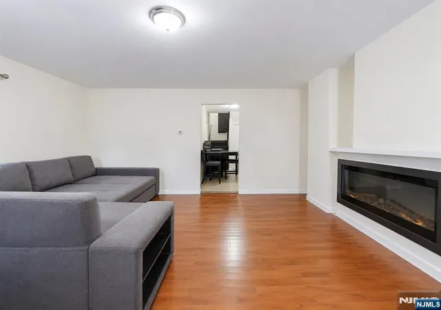 Photo 3 of Single family home for sale at 239 19th St, Newark, NJ 07103 | MLS# 26031293 | Listing updated on 2026-09-08
