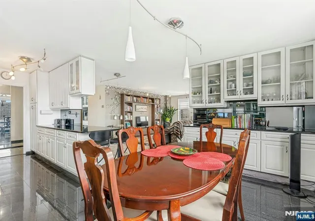 Photo 2 of Sale Pending at 2000 Linwood Ave #16V, Fort Lee, NJ 07024 | MLS# 26031348 | Listing updated on 2026-09-18
