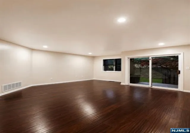 Photo 3 of Sale Pending at 163 Marion Dr, West Orange, NJ 07052 | MLS# 26031400 | Listing updated on 2026-10-07