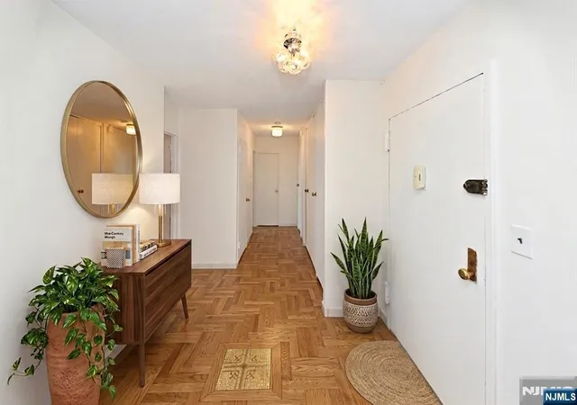 Photo 4 of House for sale at 2200 N Central Rd #14T, Fort Lee, NJ 07024 | MLS# 26031406 | Listing updated on 2026-09-05