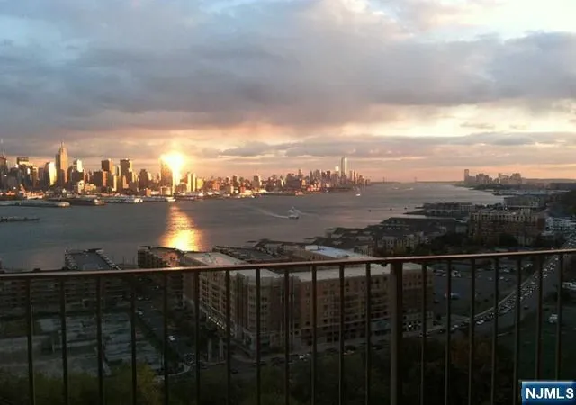 Photo 1 of House for sale at 6040 Boulevard E #6F, West New York, NJ 07093 | MLS# 26031453 | Listing updated on 2026-09-18