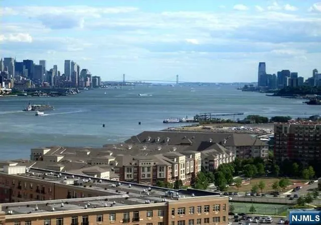 Photo 2 of House for sale at 6040 Boulevard E #6F, West New York, NJ 07093 | MLS# 26031453 | Listing updated on 2026-09-18